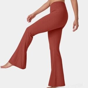 NWT Halara Crossover Super Flare Leggings - Cinnabar color, size XS (0/2)